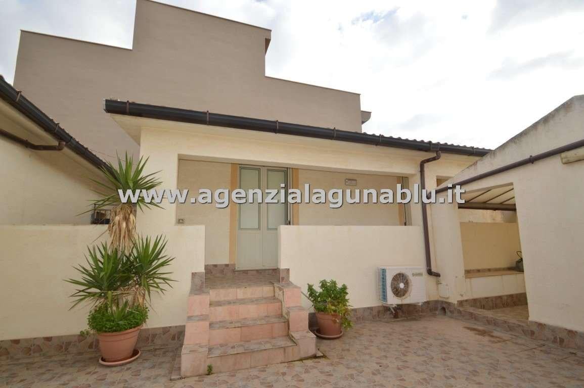 casa indipendente in vendita a Mazara del Vallo