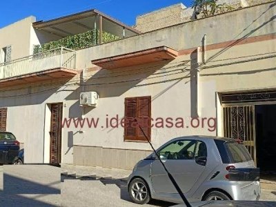 casa indipendente in vendita a Mazara del Vallo