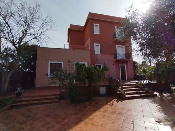 casa indipendente in vendita a Mazara del Vallo