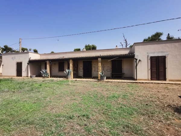 casa indipendente in vendita a Mazara del Vallo