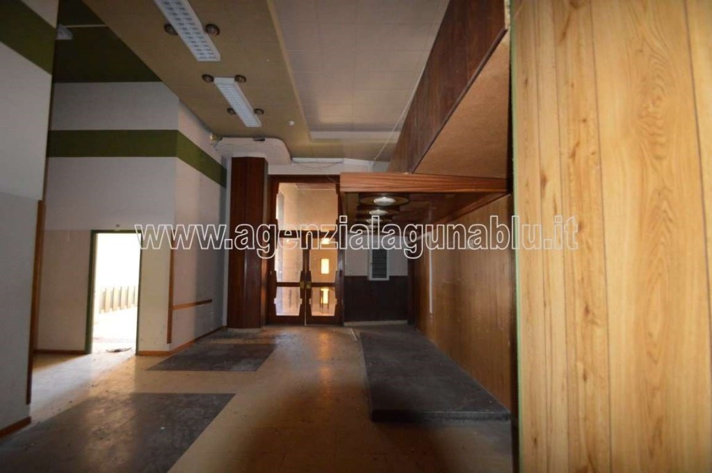 ufficio in vendita a Mazara del Vallo in zona Centro Storico