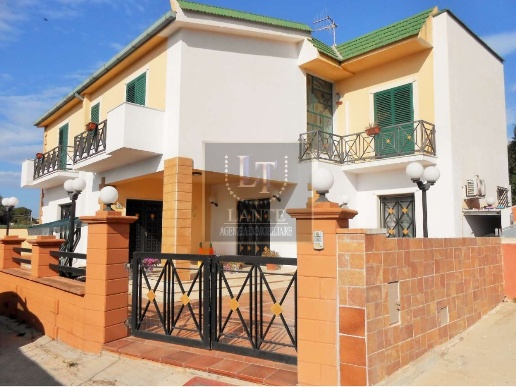 casa indipendente in vendita a Mazara del Vallo