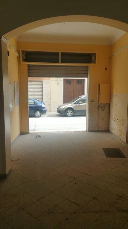 locale commerciale in vendita a Mazara del Vallo