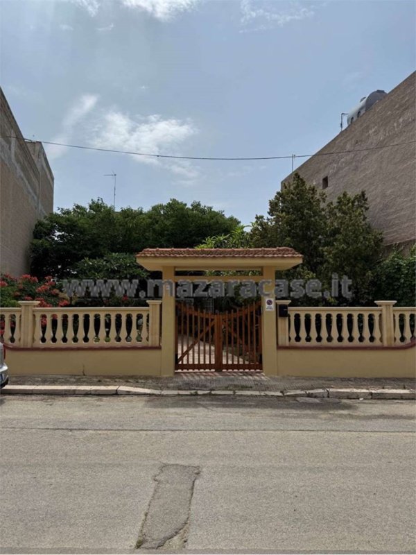 casa indipendente in vendita a Mazara del Vallo