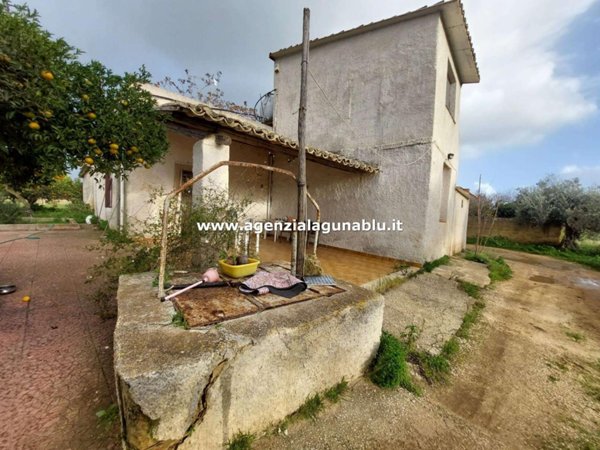 casa indipendente in vendita a Mazara del Vallo