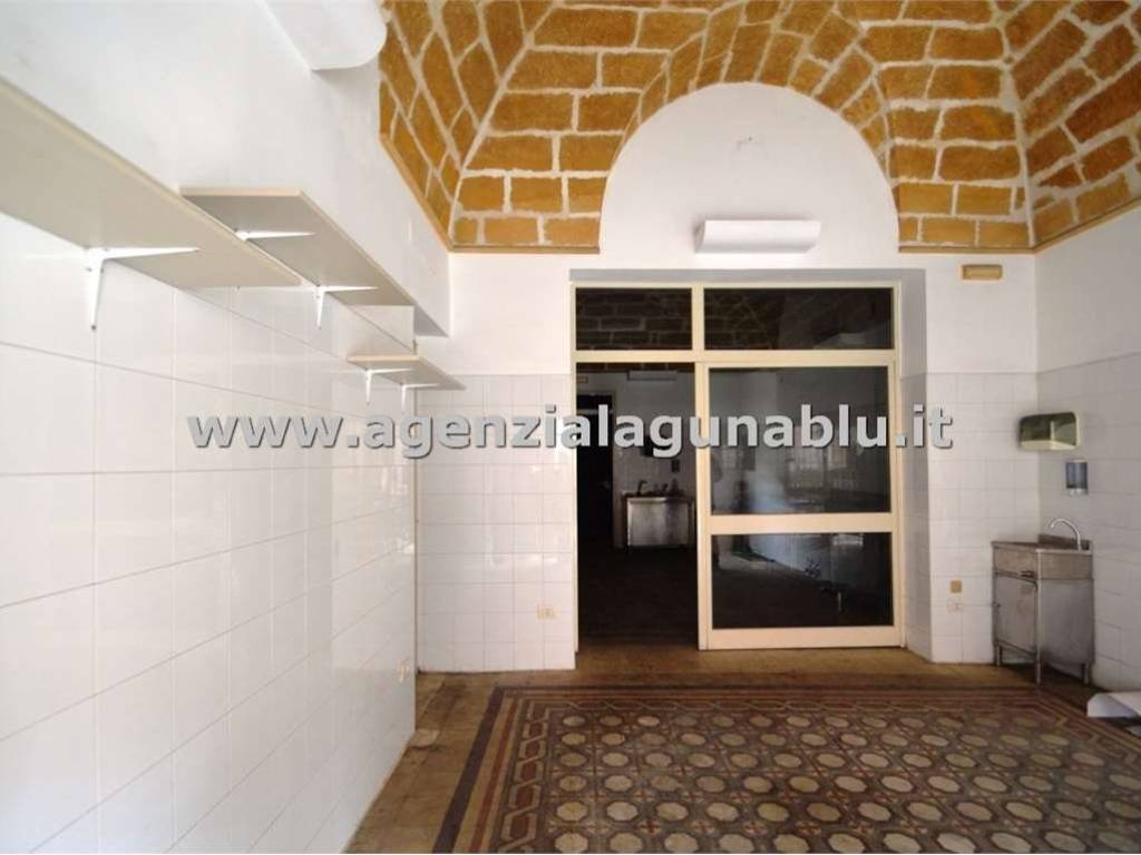 negozio in vendita a Mazara del Vallo