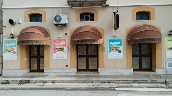 locale commerciale in vendita a Mazara del Vallo