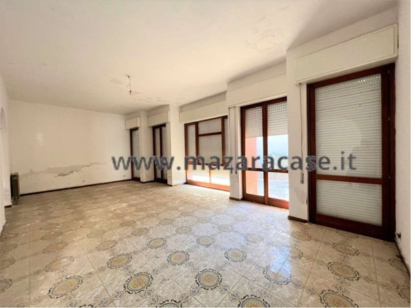 casa indipendente in vendita a Mazara del Vallo