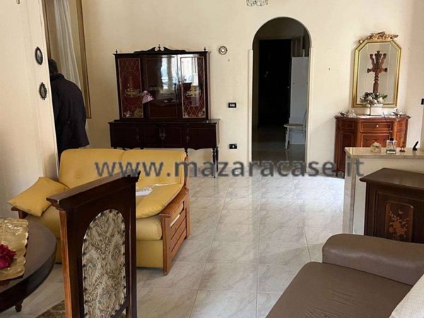 casa indipendente in vendita a Mazara del Vallo