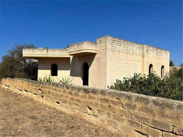 casa indipendente in vendita a Mazara del Vallo