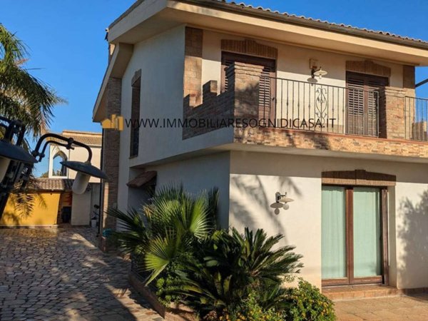 casa indipendente in vendita a Mazara del Vallo