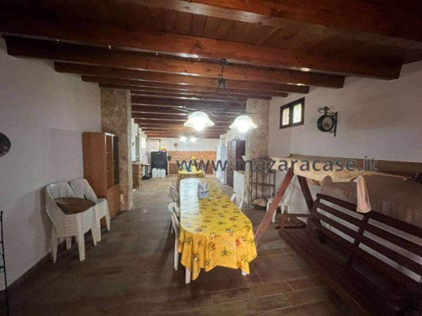 casa indipendente in vendita a Mazara del Vallo