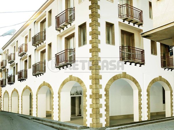 negozio in vendita a Mazara del Vallo in zona Centro Storico