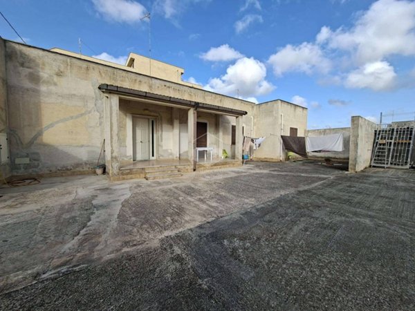 casa indipendente in vendita a Mazara del Vallo