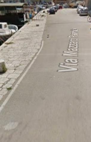 locale commerciale in vendita a Mazara del Vallo