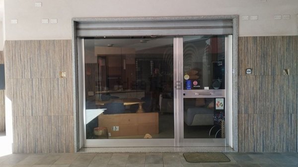 locale commerciale in vendita a Mazara del Vallo