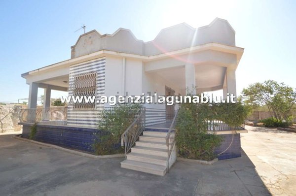 casa indipendente in vendita a Mazara del Vallo