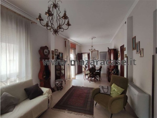 casa indipendente in vendita a Mazara del Vallo in zona Centro Storico