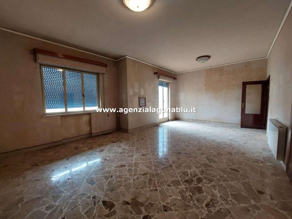 appartamento in vendita a Mazara del Vallo in zona Centro Storico