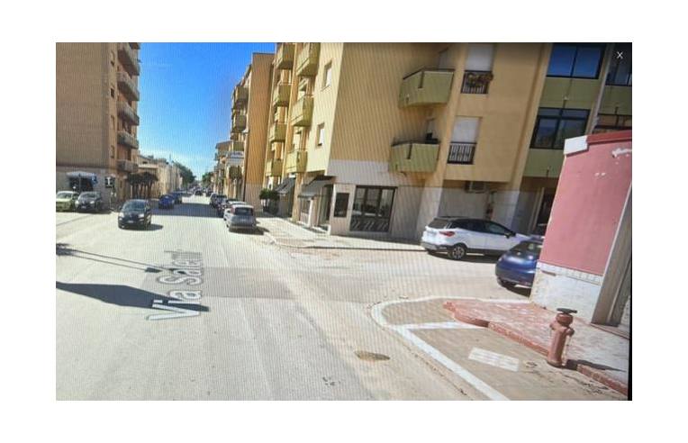 locale commerciale in vendita a Mazara del Vallo