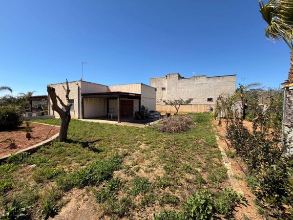 casa indipendente in vendita a Mazara del Vallo