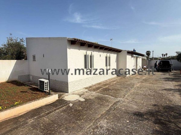 casa indipendente in vendita a Mazara del Vallo