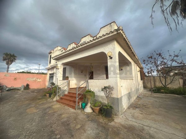 casa indipendente in vendita a Mazara del Vallo