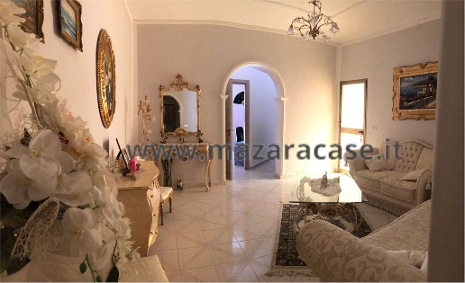 casa indipendente in vendita a Mazara del Vallo