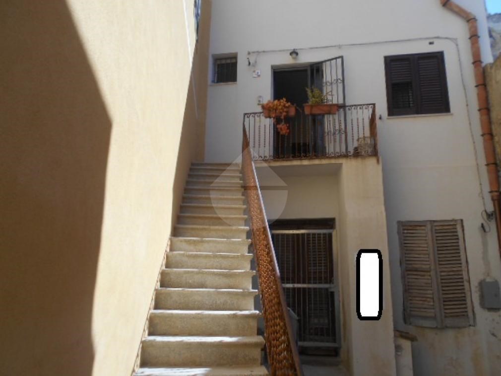 appartamento in vendita a Mazara del Vallo in zona Centro Storico