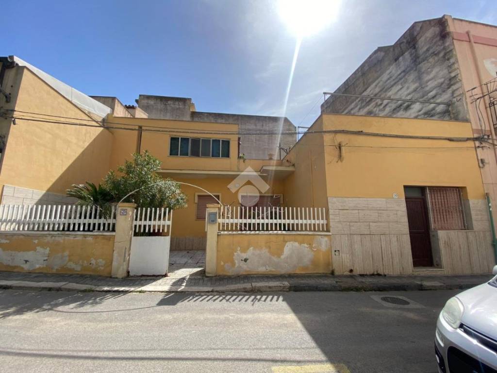 casa indipendente in vendita a Mazara del Vallo