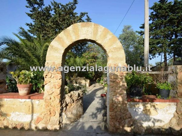 casa indipendente in vendita a Mazara del Vallo