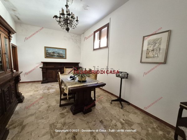 appartamento in vendita a Mazara del Vallo in zona Centro Storico