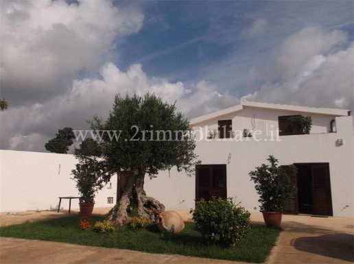casa indipendente in vendita a Mazara del Vallo