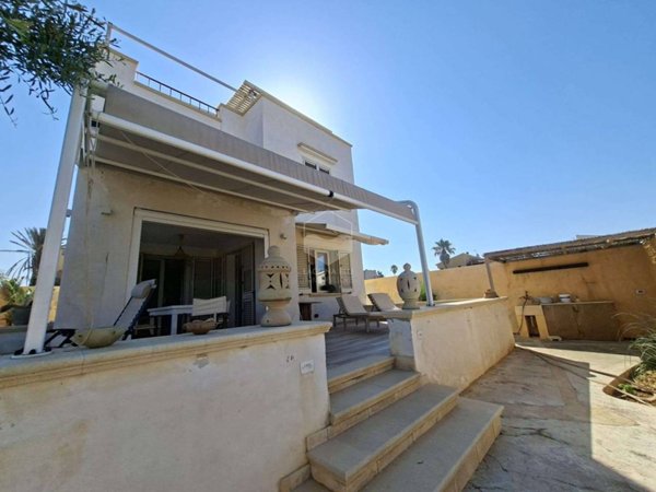 casa indipendente in vendita a Mazara del Vallo