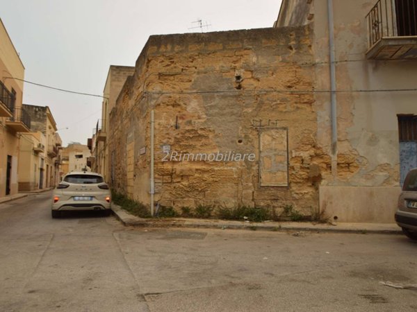 casa indipendente in vendita a Mazara del Vallo in zona Centro Storico