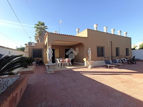 casa indipendente in vendita a Mazara del Vallo in zona Capo Feto