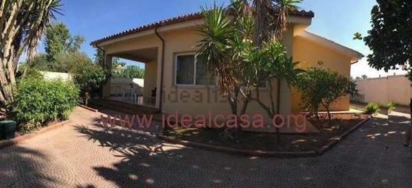 casa indipendente in vendita a Mazara del Vallo in zona Capo Feto