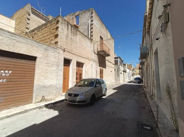 casa indipendente in vendita a Mazara del Vallo in zona Centro Storico
