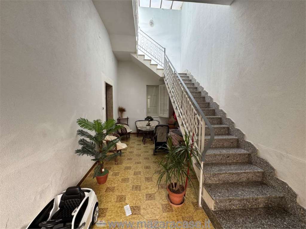 casa indipendente in vendita a Mazara del Vallo