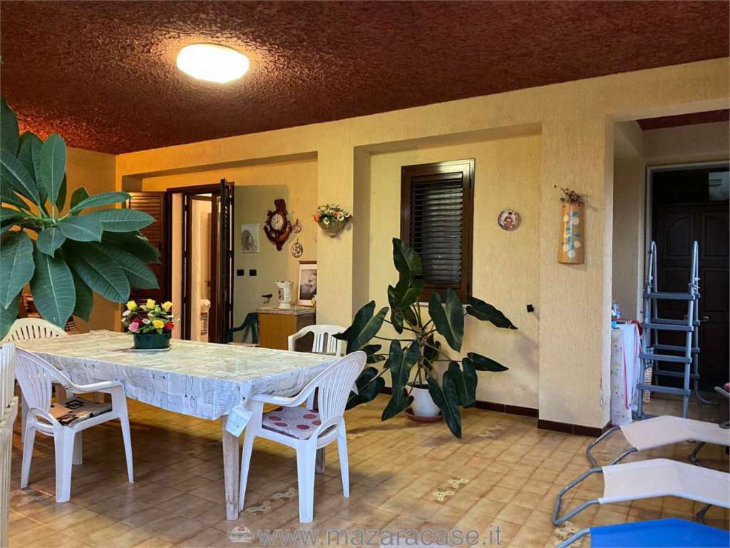 casa indipendente in vendita a Mazara del Vallo in zona Centro Storico