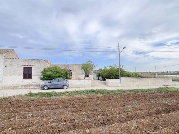 casa indipendente in vendita a Paceco