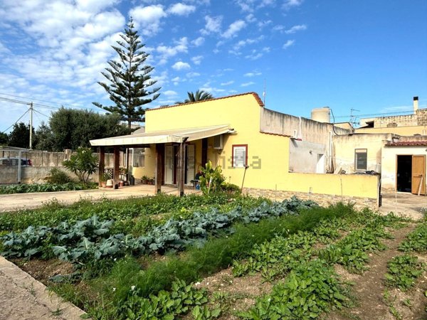 casa indipendente in vendita a Paceco in zona Nubia