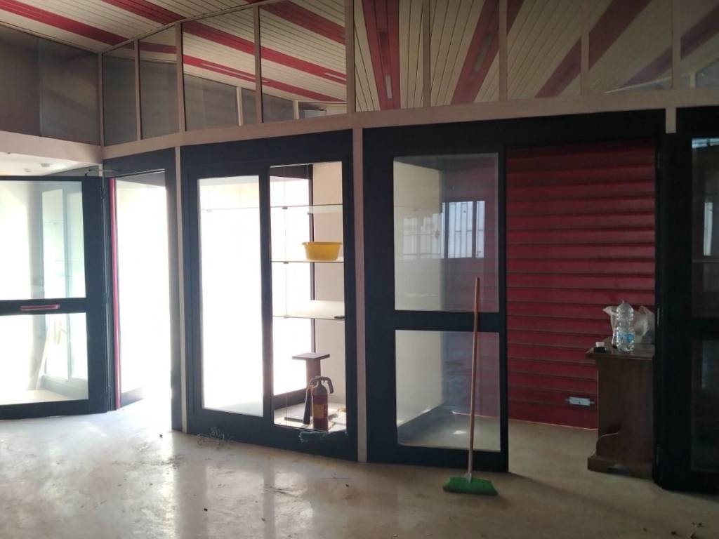 negozio in vendita a Paceco