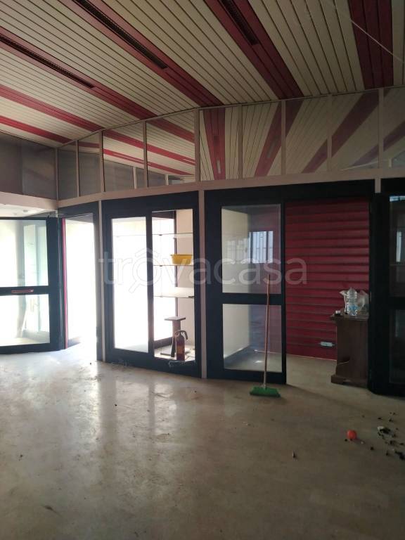 negozio in vendita a Paceco