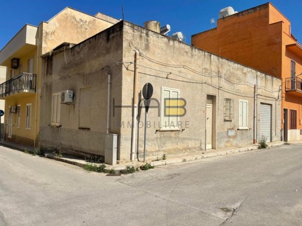 casa indipendente in vendita a Paceco