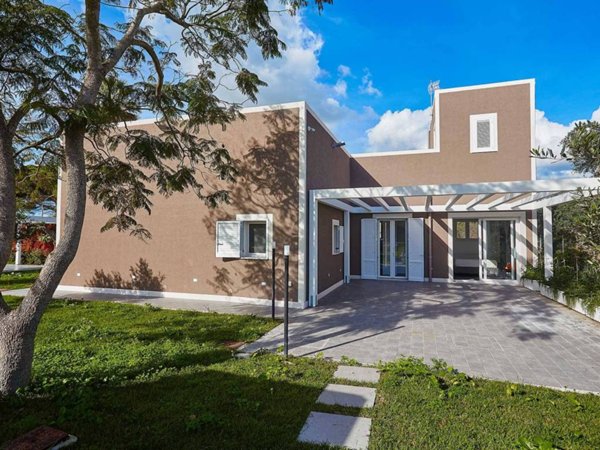 villa in vendita a Paceco