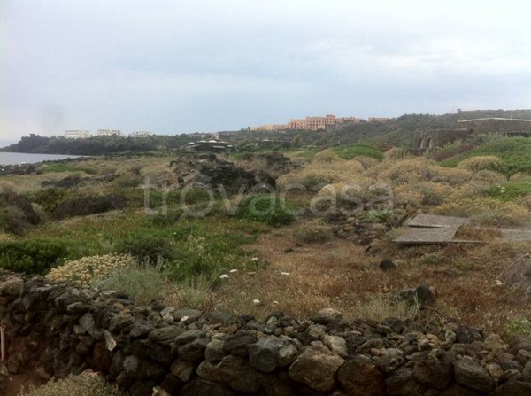 terreno agricolo in vendita a Pantelleria