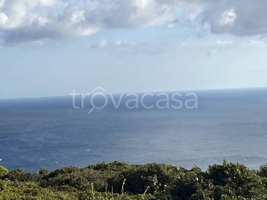 appartamento in vendita a Pantelleria in zona Scauri