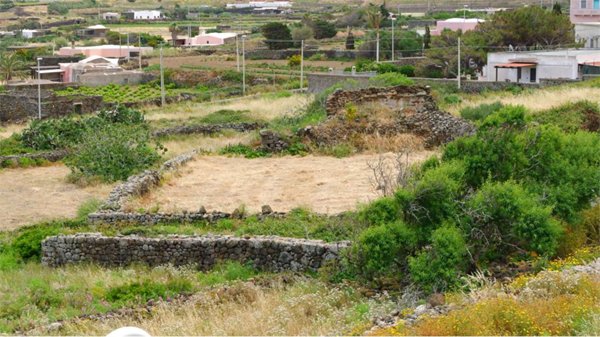 terreno edificabile in vendita a Pantelleria