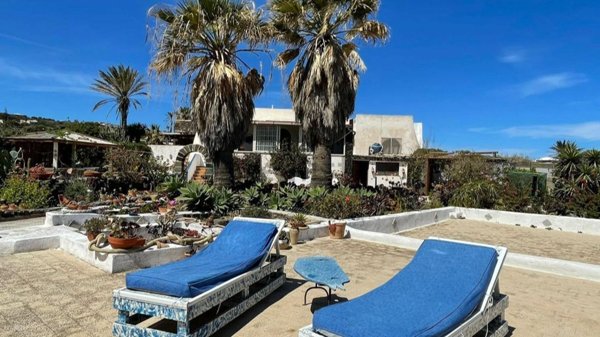 casa indipendente in vendita a Pantelleria